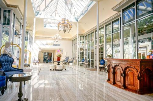 Horton Grand Hotel Image