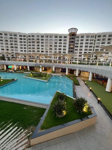 Πισίνα στο ή κοντά στο Elegant duplex with pool frontAUC