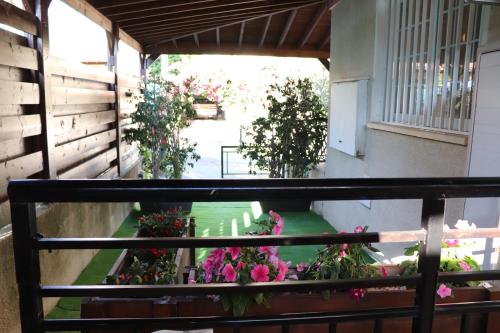 Κήπος έξω από το Cosy Home near the sea