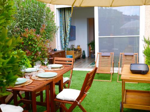 Photo de la galerie de l'établissement A 50 m de la plage !, à Gassin