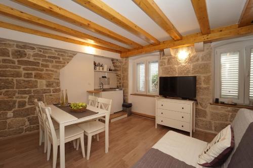 Gallery image of Confluence Apartments in Korčula
