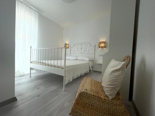 Katil atau katil-katil dalam bilik di Vila Regina Apartment Paloma with Swimming Pool
