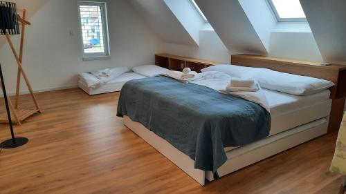 Postel nebo postele na pokoji v ubytování U Francúza
