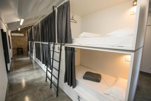 Posteľ alebo postele v izbe v ubytovaní ALBERGUE O FERVELLO