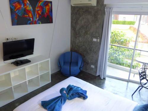 TV a/nebo společenská místnost v ubytování STUDIO DESIGN RESORT 5 Stars