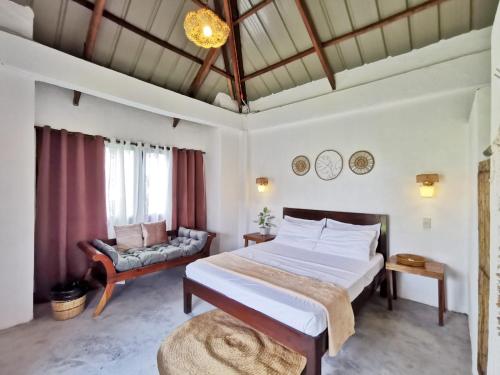 Postel nebo postele na pokoji v ubytování Yas villas homestay