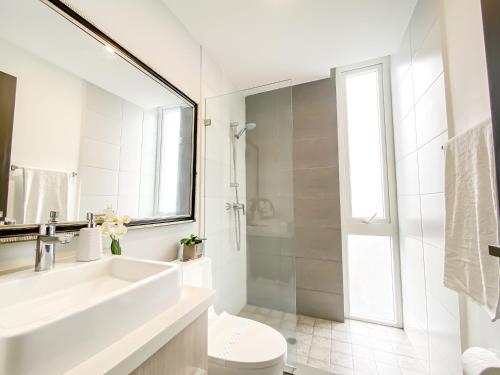 Ванная комната в Moderno y acogedor condominio en zona exclusiva