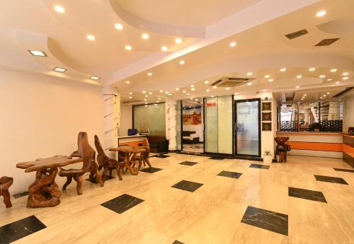 Un lugar para sentarse en Hotel M Square Pvt.Ltd