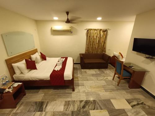 Gallery image of GT Grande Hotel-Near US Consulate in Chennai