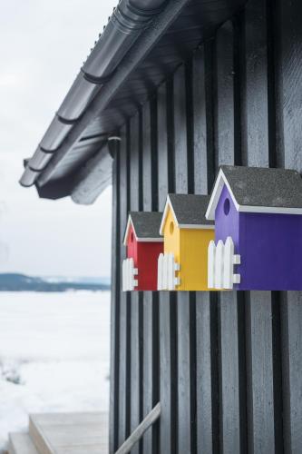 Ảnh trong thư viện ảnh của Nærglimt - cabin by the lake Næra ở Ringsaker