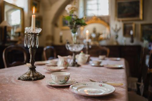 Restaurace v ubytování Idyllischer Bauernhof mit viel Charme