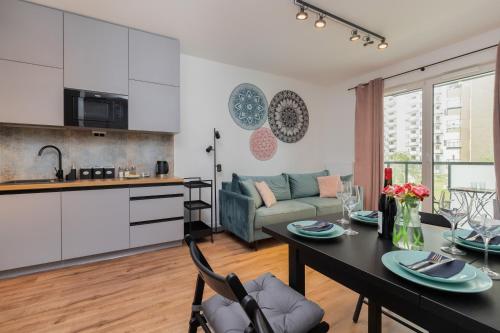 Nowa Letnica Apartments with Sauna & Gym & Kids Play in Gdańsk by Noclegi Renters