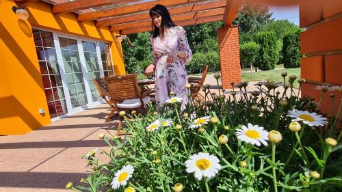 Taman di luar Ladanjska Kuca Maras