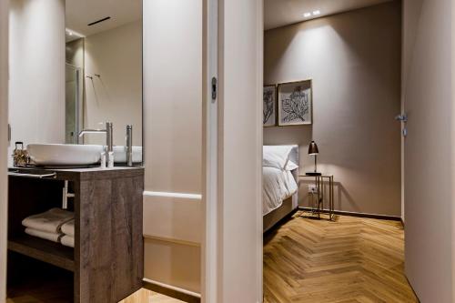 Koupelna v ubytování Ferrini Home - Etnea Heritage