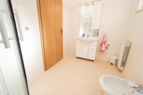 Koupelna v ubytování Apartments Mira Savudrija