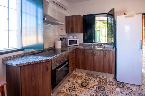 A kitchen or kitchenette at Cortijo Vélez
