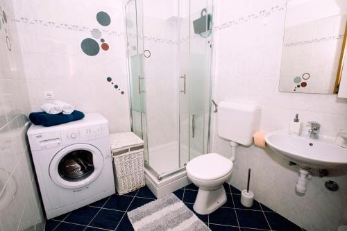 Kúpeľňa v ubytovaní Duce Apartment Mendula