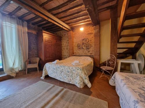 Rustic holiday home in Pontedera with shared pool – Photos 5
