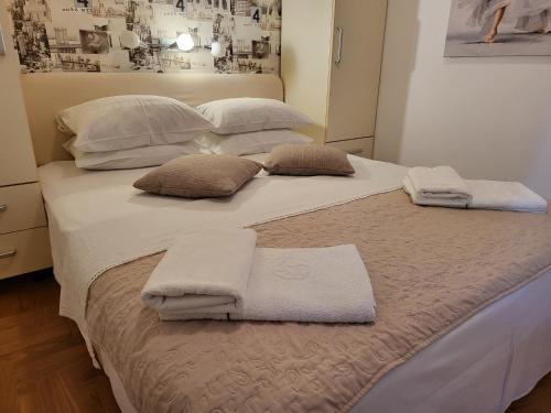 Ένα ή περισσότερα κρεβάτια σε δωμάτιο στο Apartment Rachel