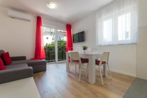 Sea View Apartments Pezze