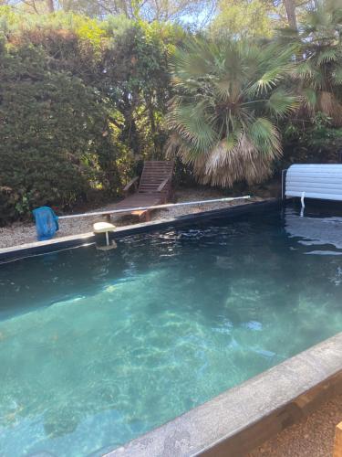 Photo de la galerie de l'établissement Magnifique villa avec piscine, à Boulouris-sur-Mer