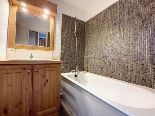 Studio confortable, ski aux pieds avec balcon - La Croisette, Les Belleville - FR-1-344-333