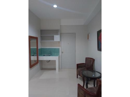 Gallery image of OYO 881 Nest Suites in Manila