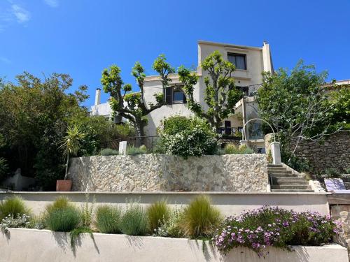 Gallery image of Maï Homes - La Villa Bompard in Marseille