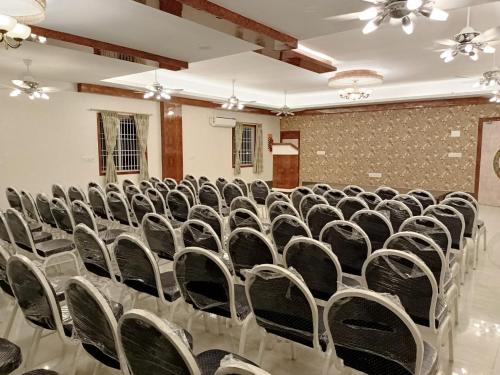 Gallery image of Nagas Inn by Unicorn in Krishnagiri
