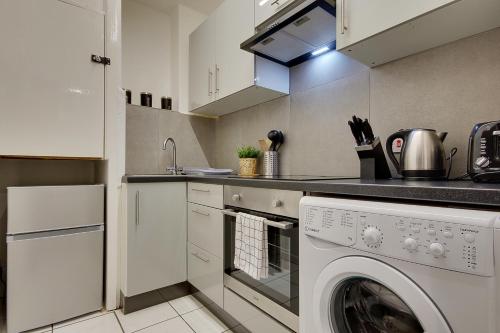 Imagen de la galería de Sea La Vie Apartment, en Bournemouth