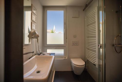 Kúpeľňa v ubytovaní Apartment F
