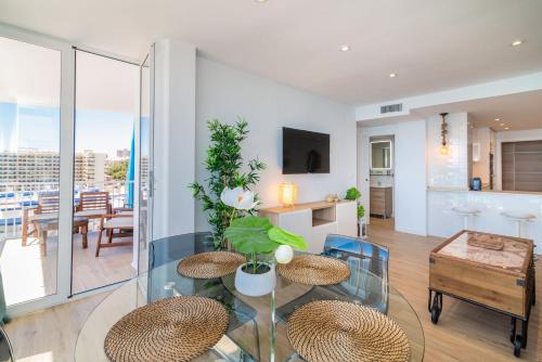 VB Best Waterfront 2BDR Apt in Benalmadena