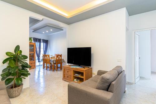 CASA CANELY
