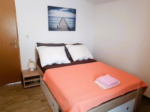 Posteľ alebo postele v izbe v ubytovaní Apartments Babic 50 meters from the beach