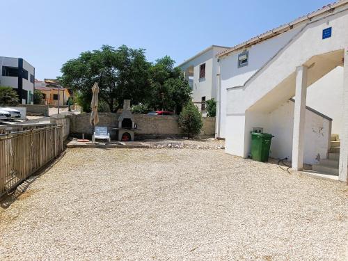 Gallery image of Apartments Babic 50 meters from the beach in Vir