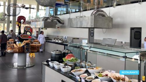 Mad på resortet eller i nærheden