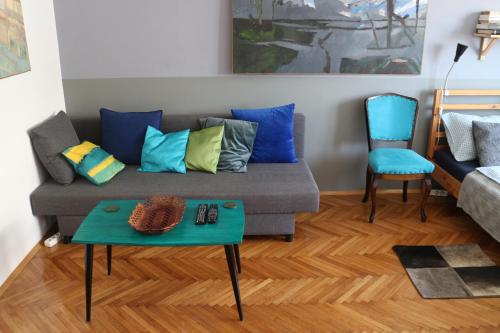 Seating area sa Atelier 22