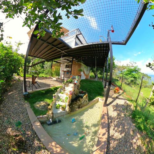 Taman di luar Oasis Glamping Tena Cun Vía La Mesa Anapoima