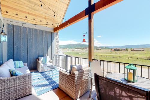 Eagle Ridge Views – Photos 2