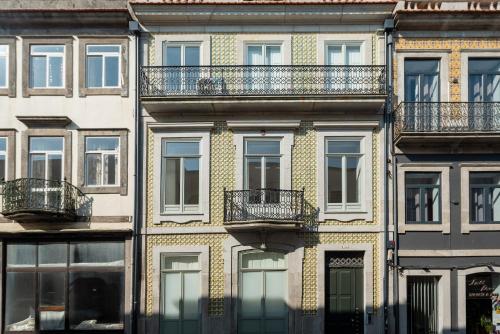 Oporto Rooftop Studio by Vacationy