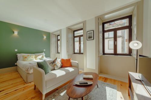 Legacy Oporto Premium Apartments by Vacationy