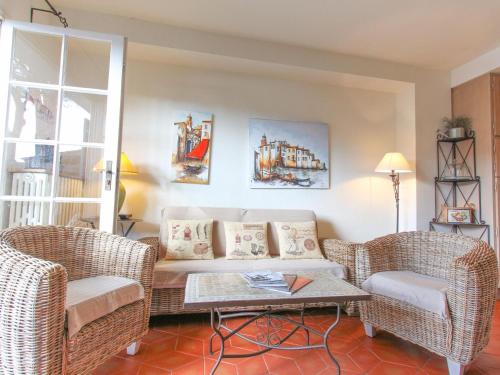 Charming holiday home in Port Grimaud with terrace