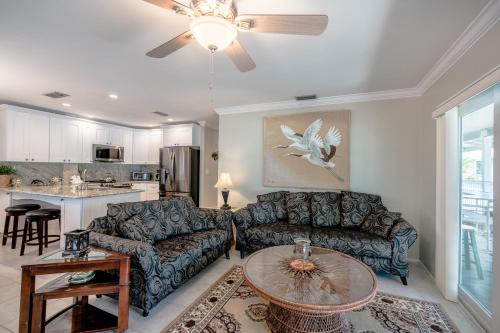 Gallery image of Shore Haven Unit 5A, 2 Bedroom, WIFI, Gulf View, Sleeps 4 in Clearwater Beach