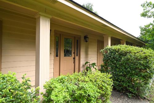 Comfortable, Convenient, Great Value – Photos 2