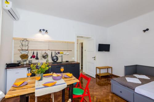 Apartments Eos & Vespera