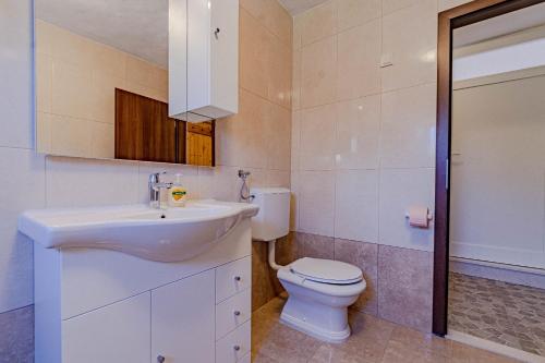 S 2 - modern studio just 50m from the beach
