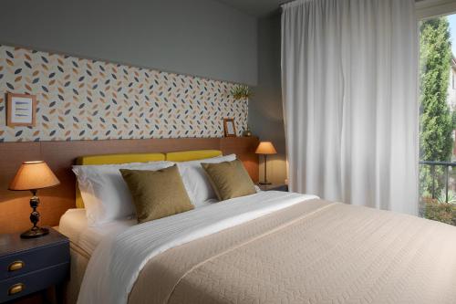 elegant, cosy and quiet, just 1 min to amphiteatre