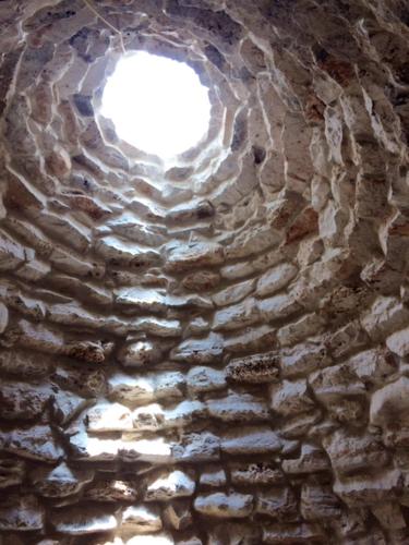 a stone wall with a window in the middle at Charming Apartment with Jacuzzi and Sea View - Salve, 85 sqm in Salve