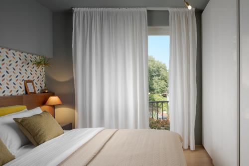 elegant, cosy and quiet, just 1 min to amphiteatre