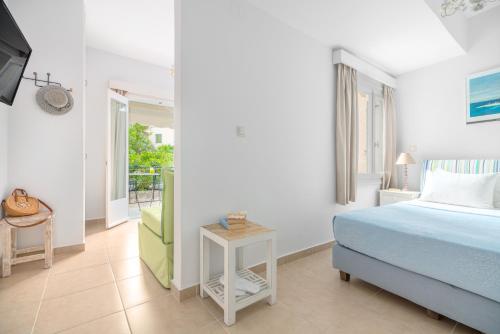 Gallery image of Arolithos in Spetses